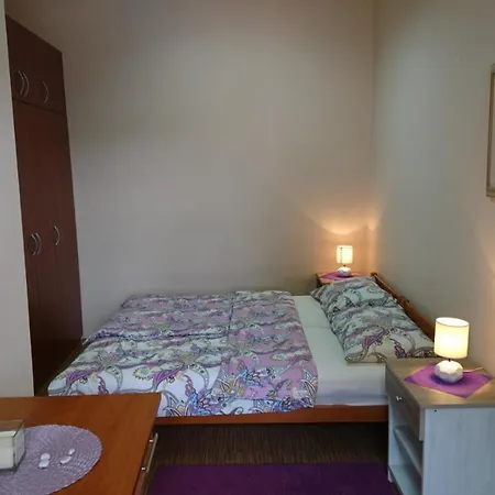 Apartment Mira